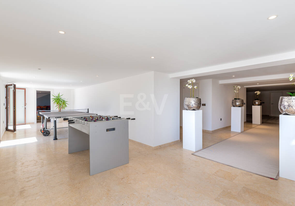 Elégant Mansion à Guadalmina sur un terrain de plus de 24 000 m2