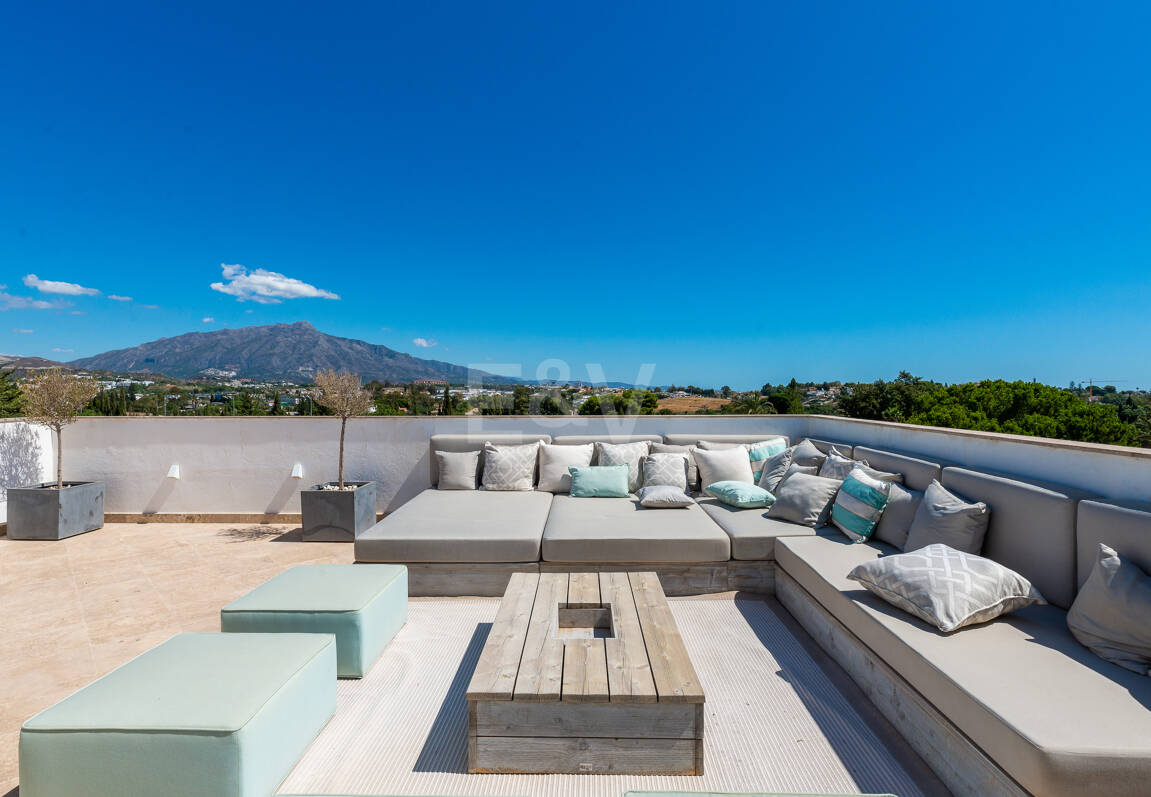 Elegantes Anwesen in Guadalmina auf einem Grundstück von über 24.000 m²