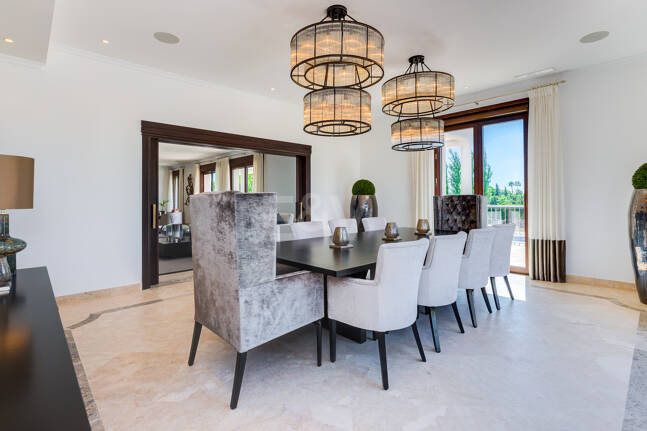 Elegantes Anwesen in Guadalmina auf einem Grundstück von über 24.000 m²