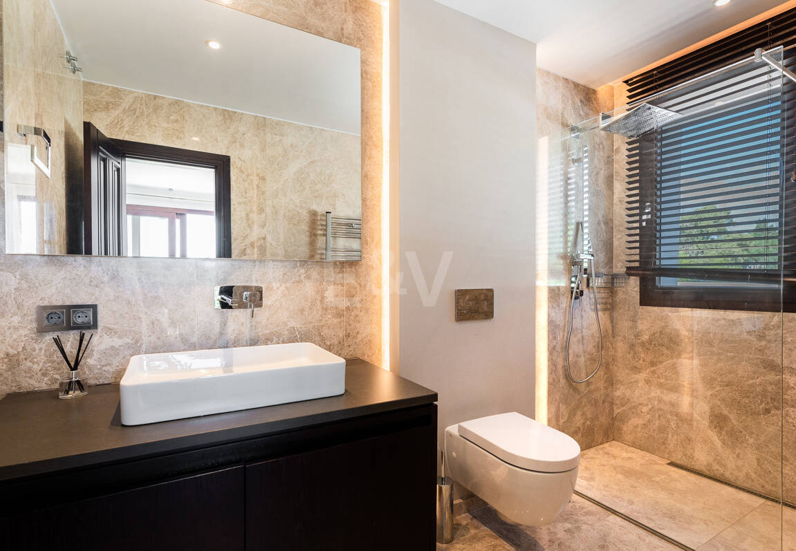 Elegantes Anwesen in Guadalmina auf einem Grundstück von über 24.000 m²