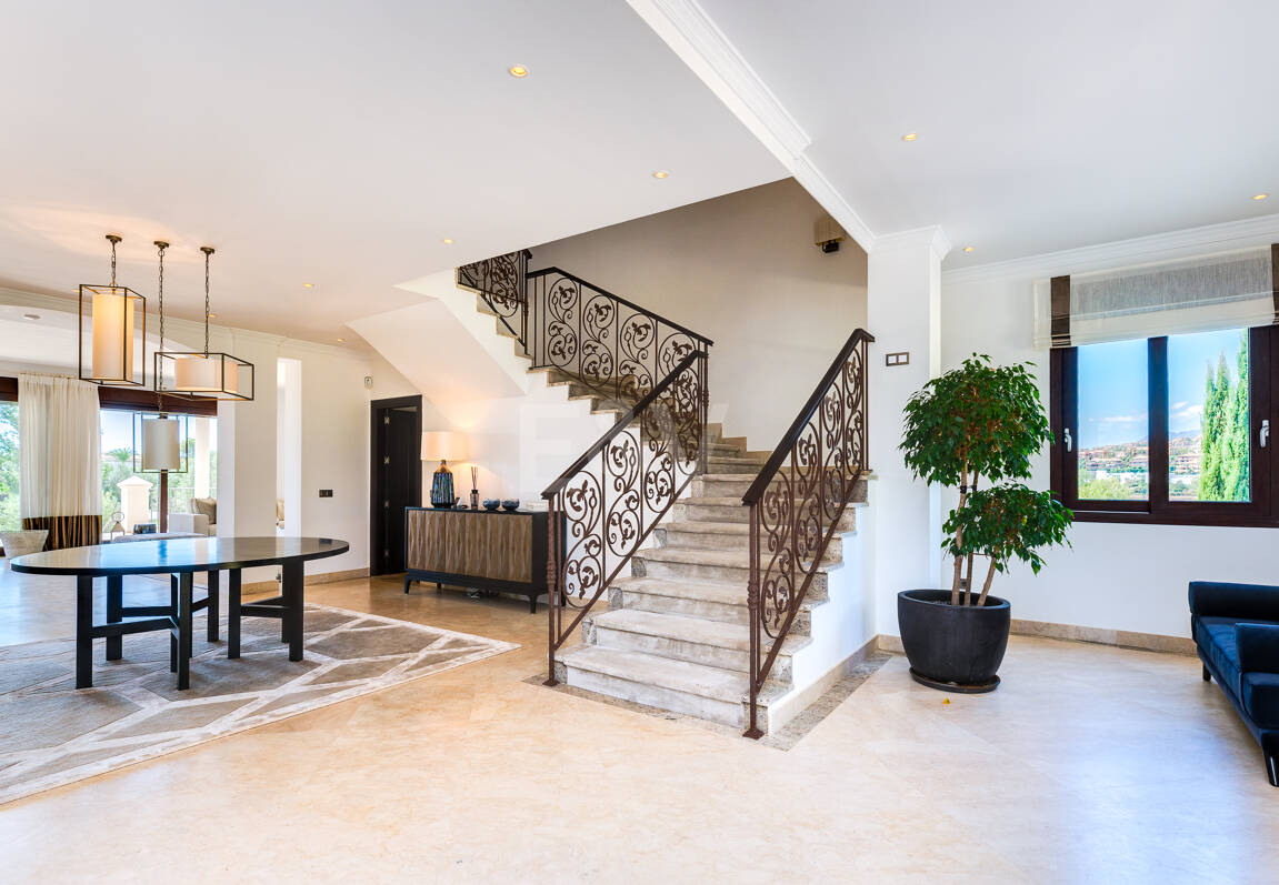 Elegantes Anwesen in Guadalmina auf einem Grundstück von über 24.000 m²