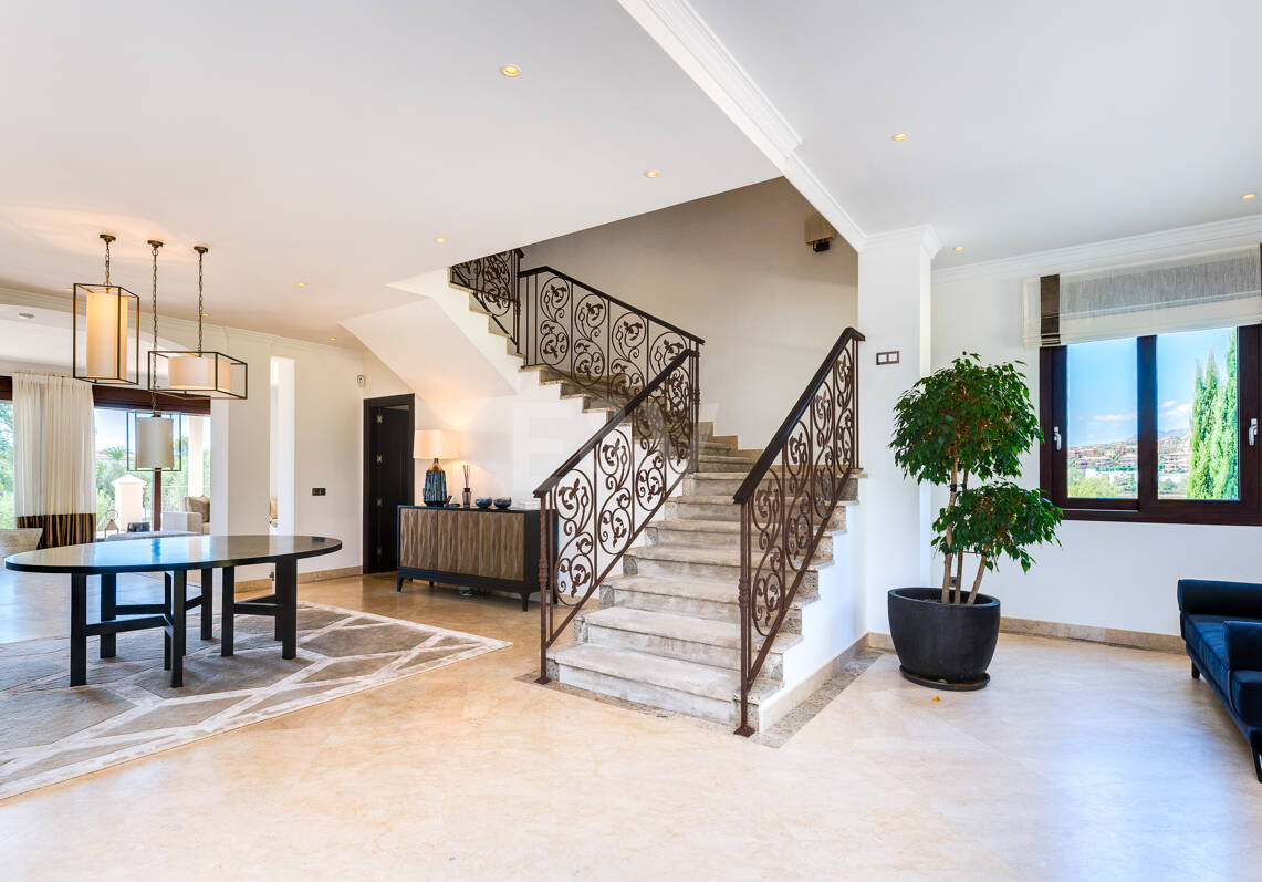 Elégant Mansion à Guadalmina sur un terrain de plus de 24 000 m2