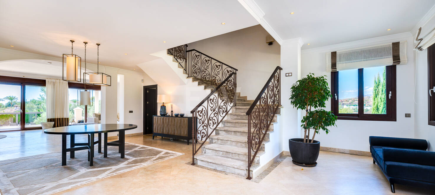Elegant Mansion in Guadalmina on a Plot of Over 24,000 m²