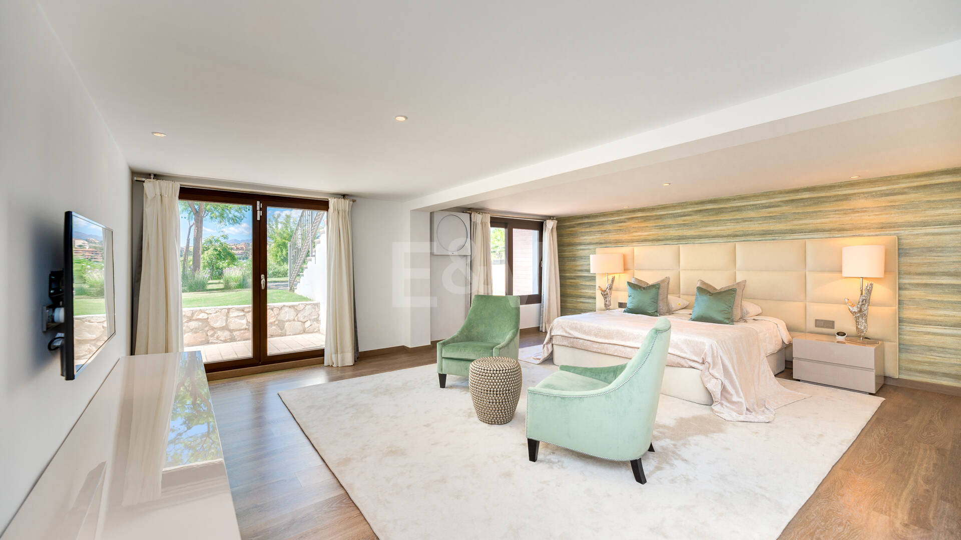 Elegantes Anwesen in Guadalmina auf einem Grundstück von über 24.000 m²