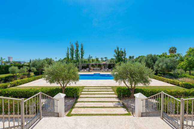 Elegantes Anwesen in Guadalmina auf einem Grundstück von über 24.000 m²