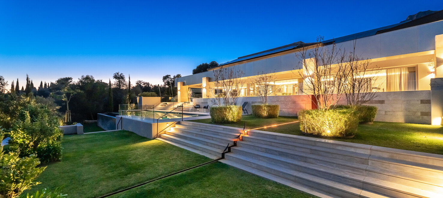 State- Of- The- Art Villa w Cascada de Camoján z widokiem na morze panoramiczne