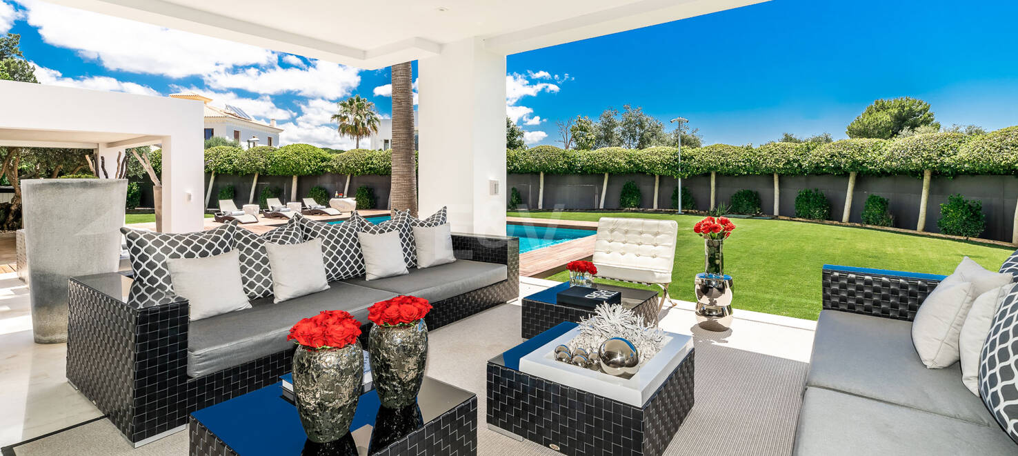 Top Villa moderna de lujo en Altos de Puente Romano