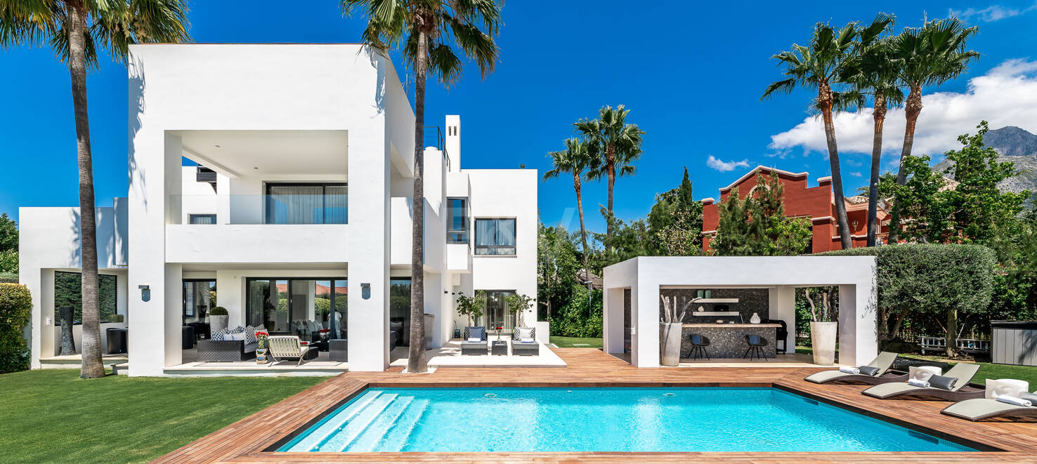 Top Villa moderna de lujo en Altos de Puente Romano