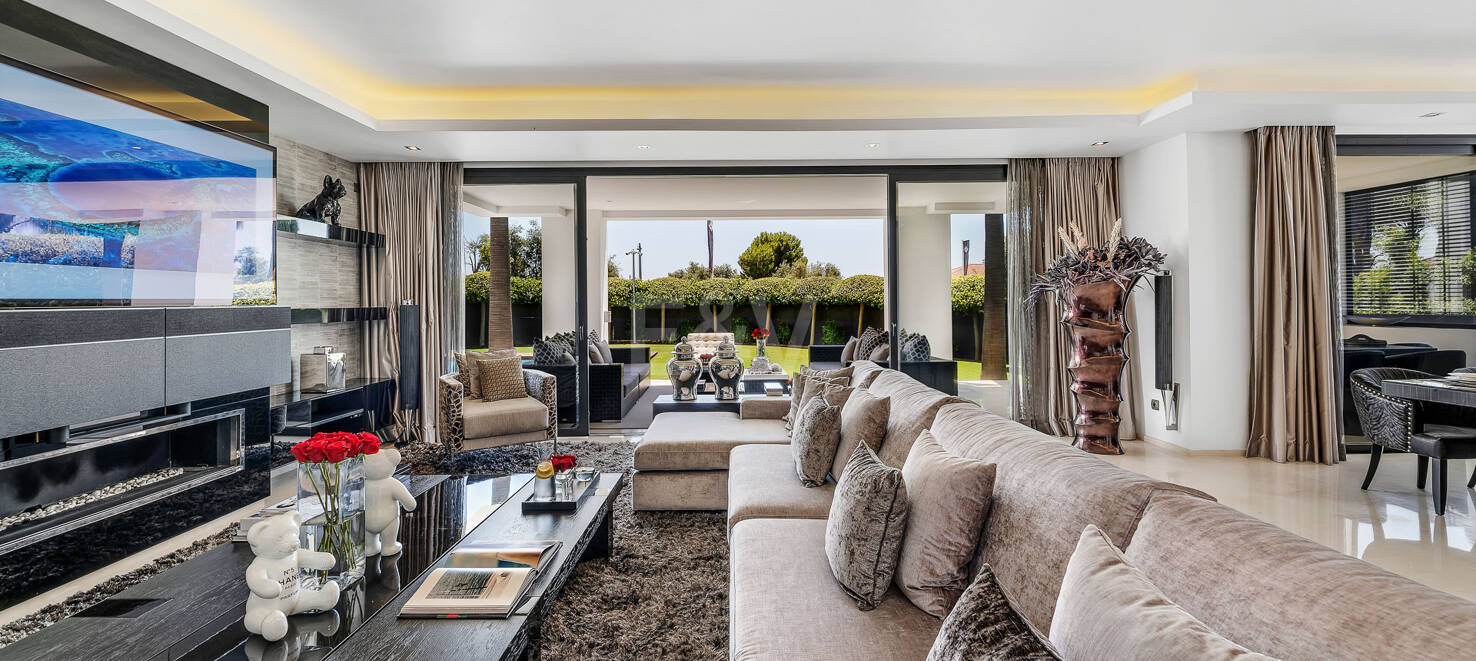 Top Villa moderna de lujo en Altos de Puente Romano