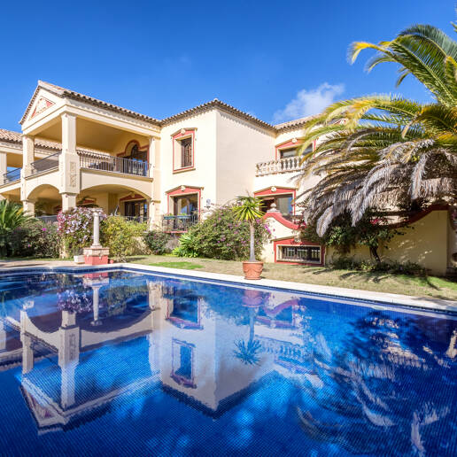 Klassische Architektenvilla von Antonio Bermúdez in Sierra Blanca