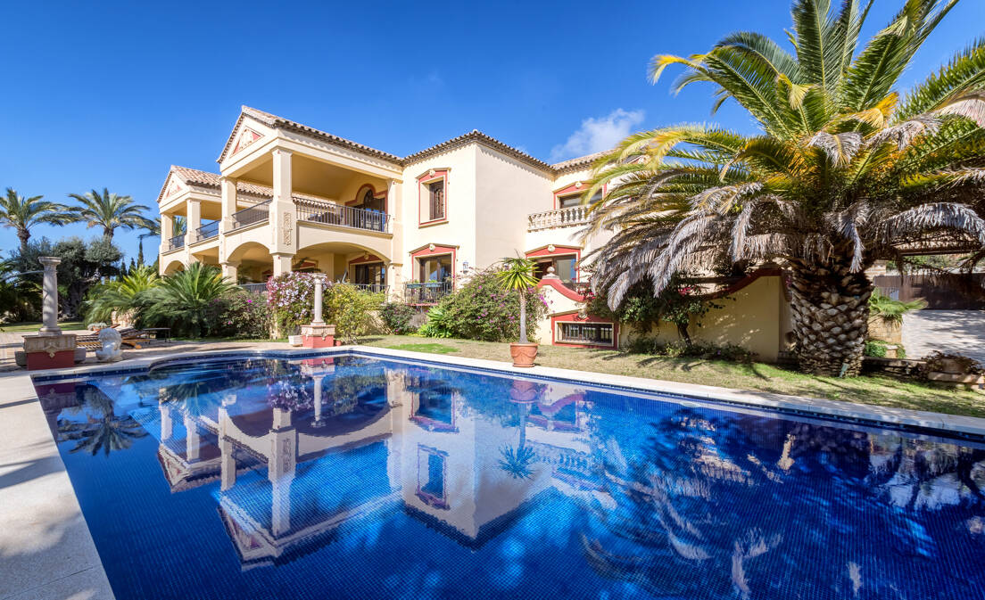 Klassische Architektenvilla von Antonio Bermúdez in Sierra Blanca