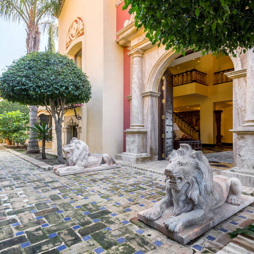 Klassische Architektenvilla von Antonio Bermúdez in Sierra Blanca