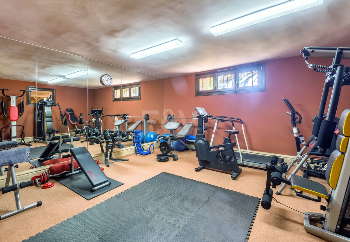 Klassische Architektenvilla von Antonio Bermúdez in Sierra Blanca