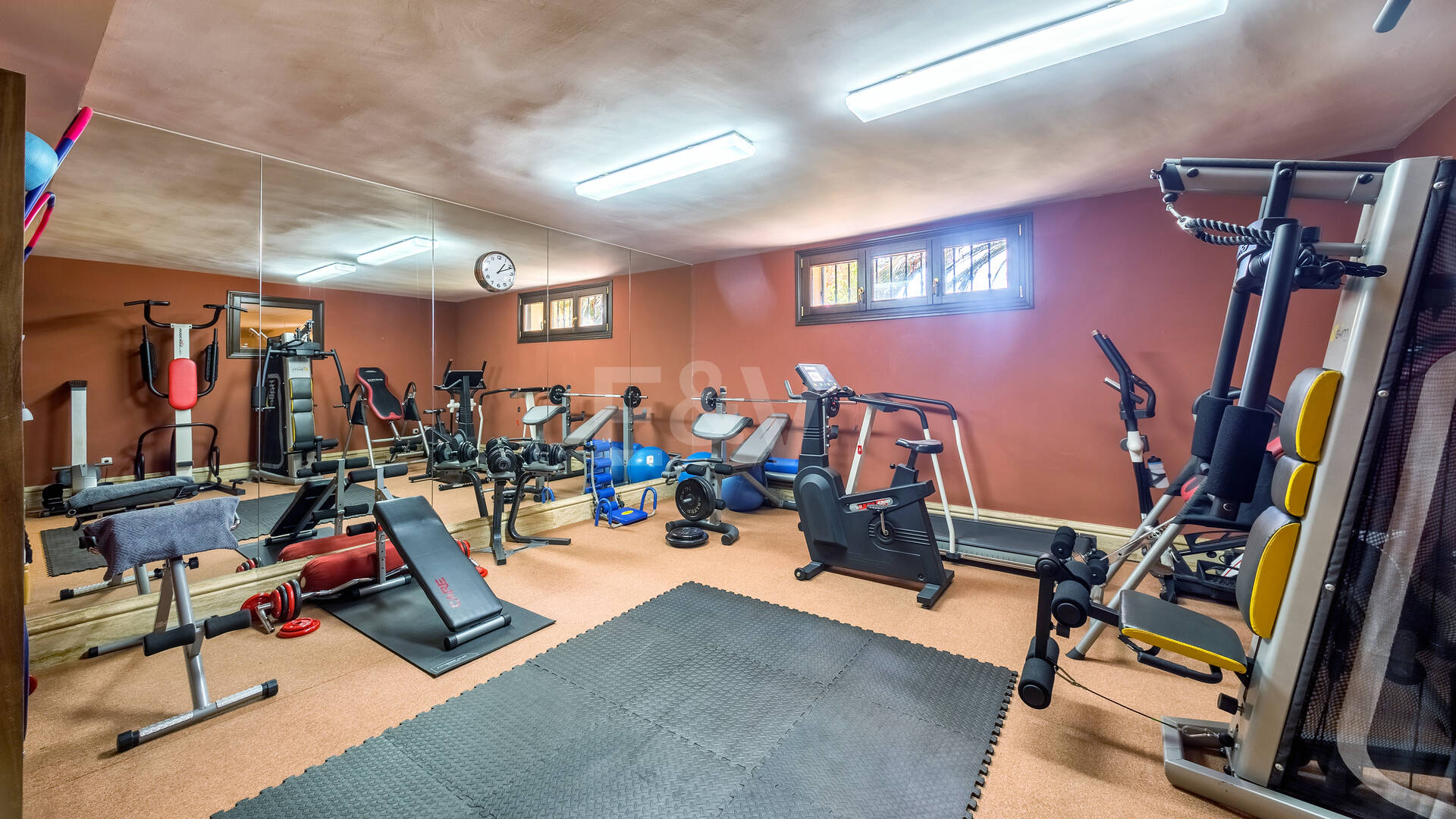 Klassische Architektenvilla von Antonio Bermúdez in Sierra Blanca