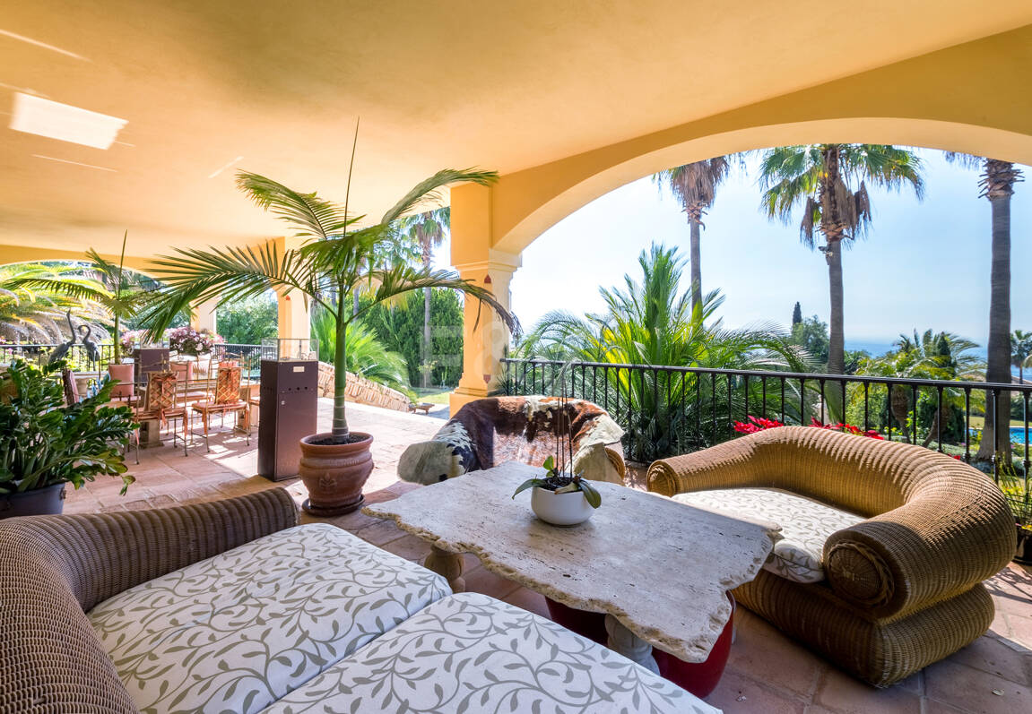 Klassische Architektenvilla von Antonio Bermúdez in Sierra Blanca