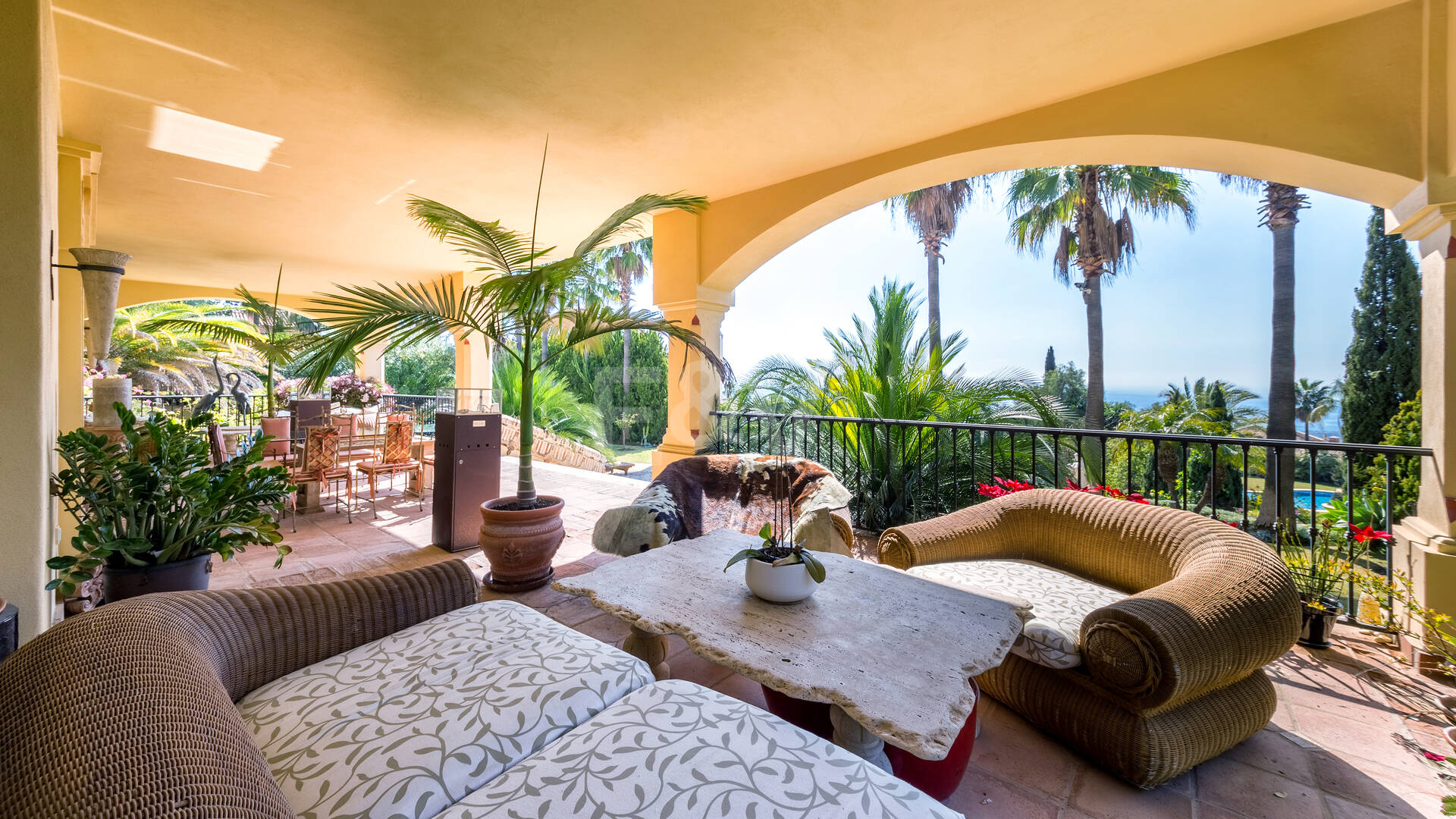 Klassische Architektenvilla von Antonio Bermúdez in Sierra Blanca