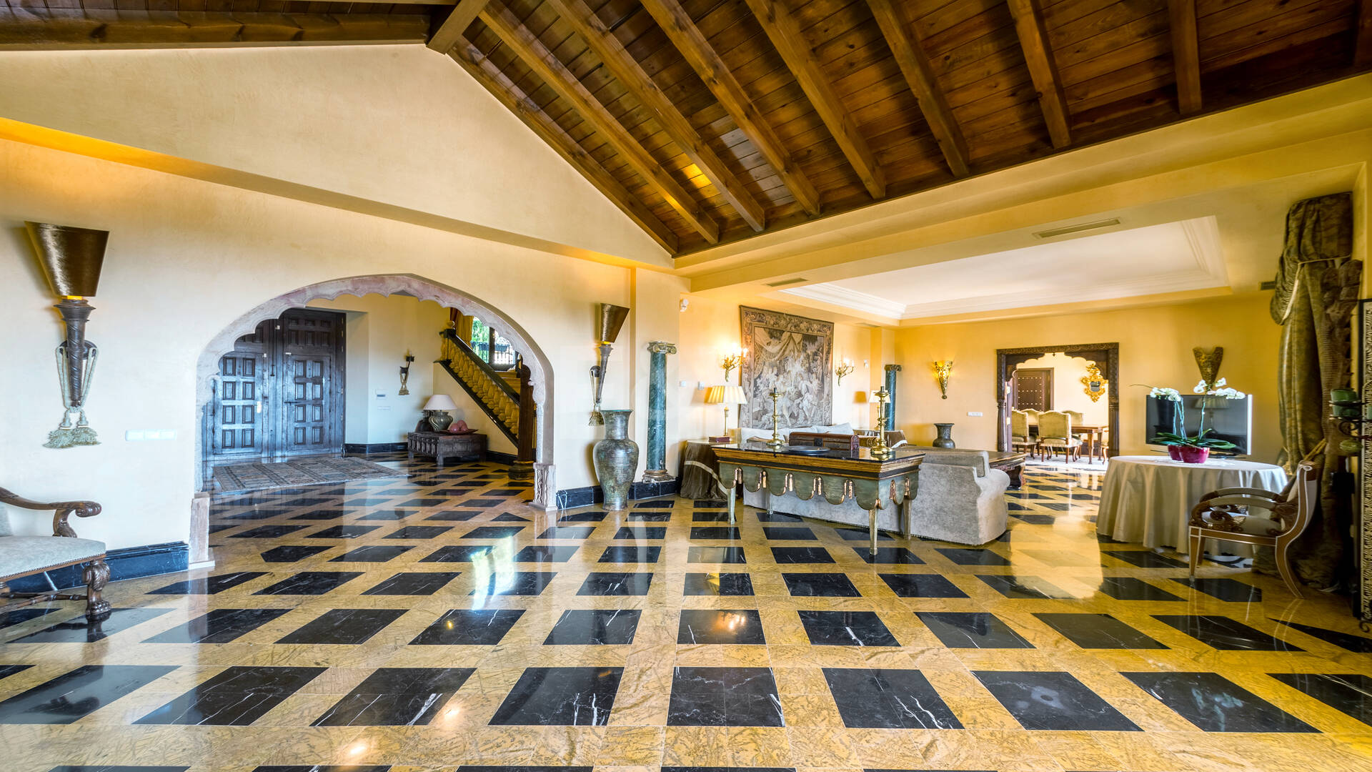 Klassische Architektenvilla von Antonio Bermúdez in Sierra Blanca