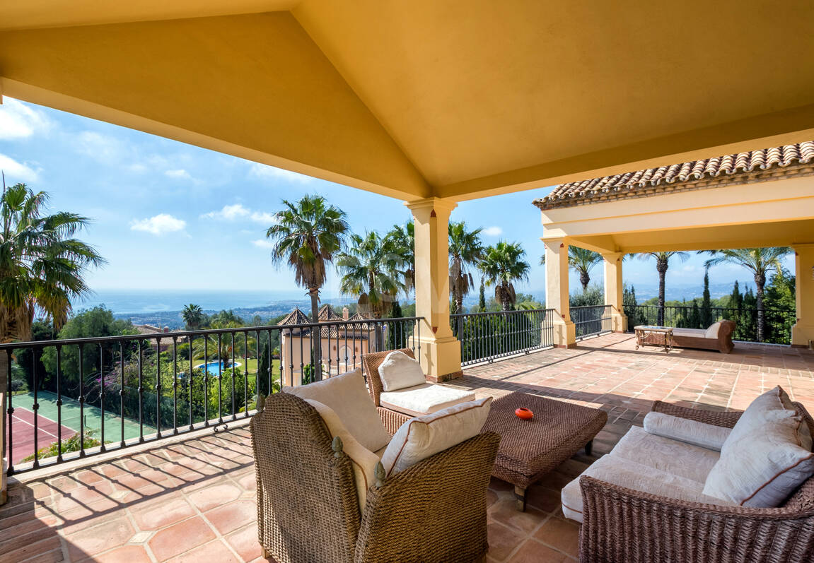 Klassische Architektenvilla von Antonio Bermúdez in Sierra Blanca