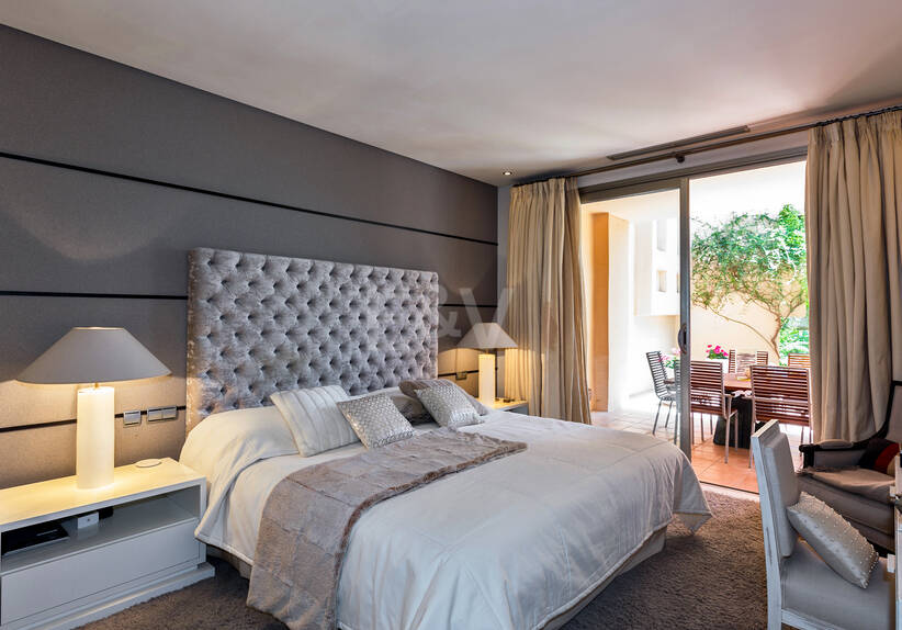Beautiful Designer Apartment in Mansion Club