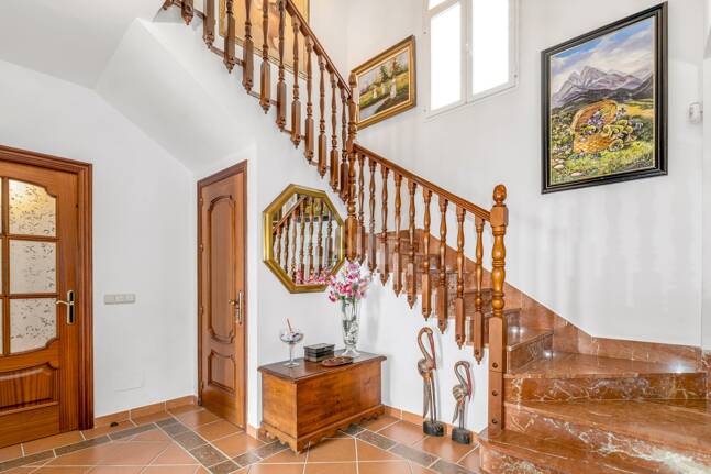 Villa à Marbella avec une vue imprenable sur la mer