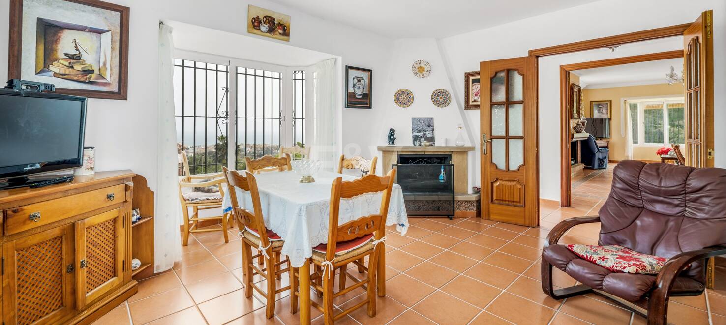 Preiswerte Villa mit unglaublichem Meerblick