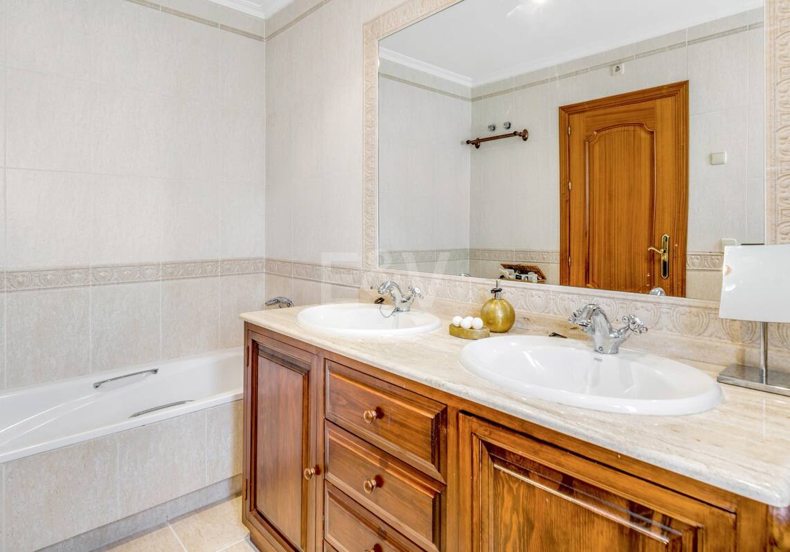 Villa i Marbella med fantastisk havsutsikt