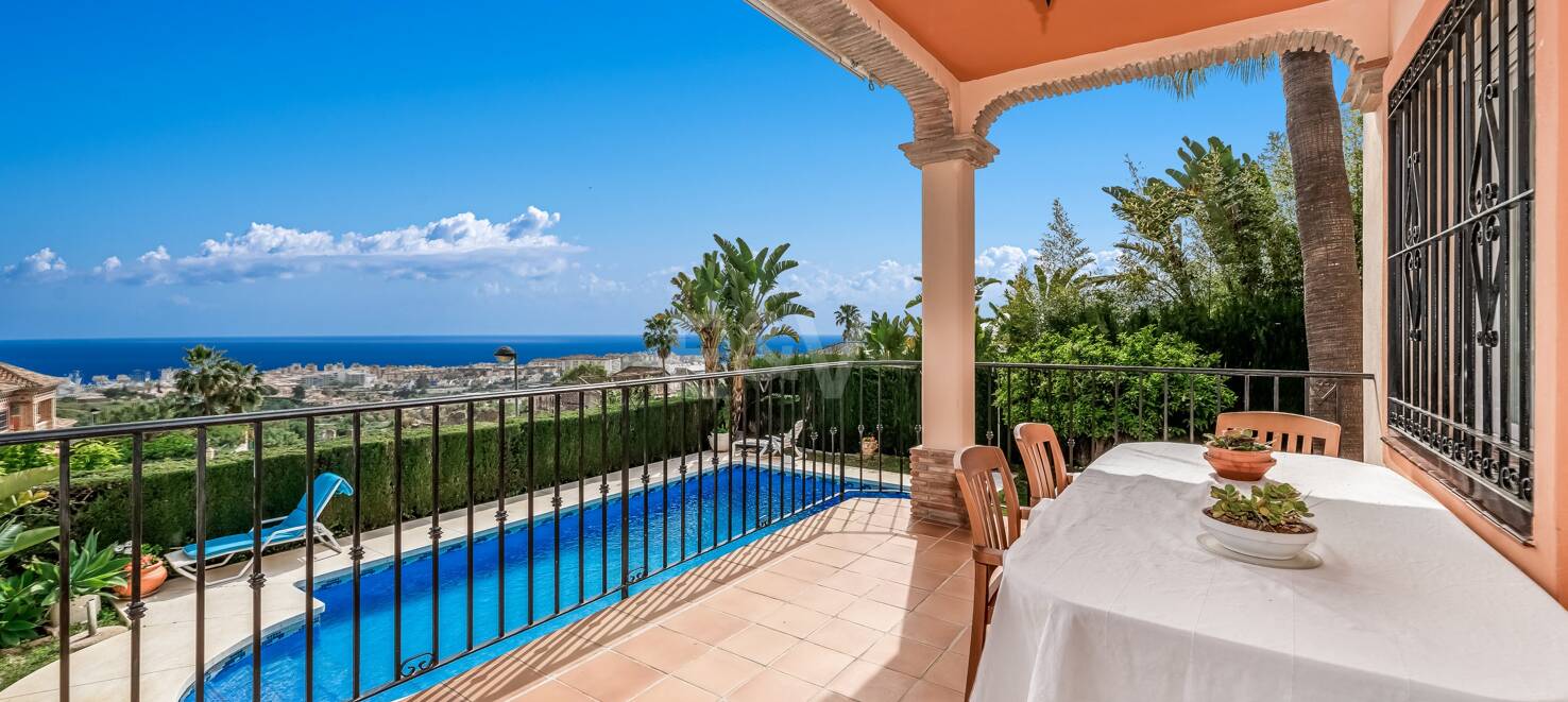 Preiswerte Villa mit unglaublichem Meerblick