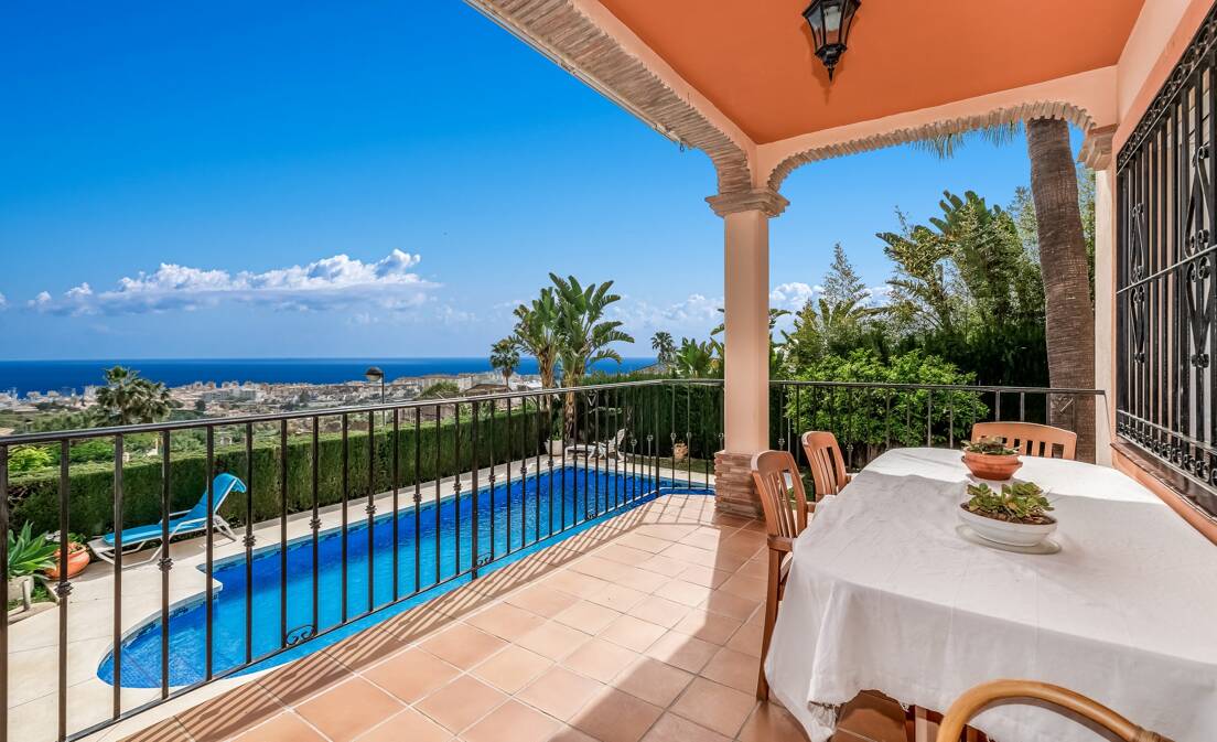 Great value villa with incredible sea views