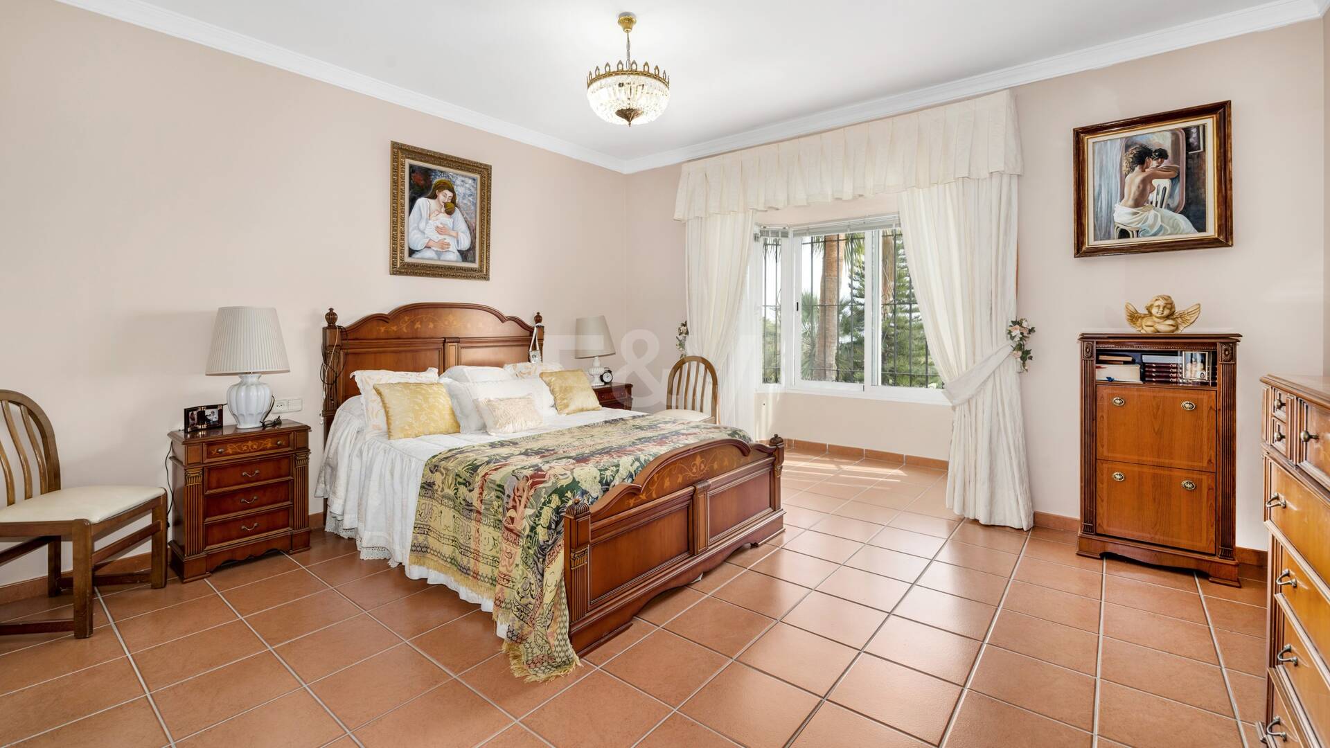 Villa en Marbella con increíbles vistas al mar