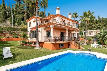 Villa à Marbella avec une vue imprenable sur la mer