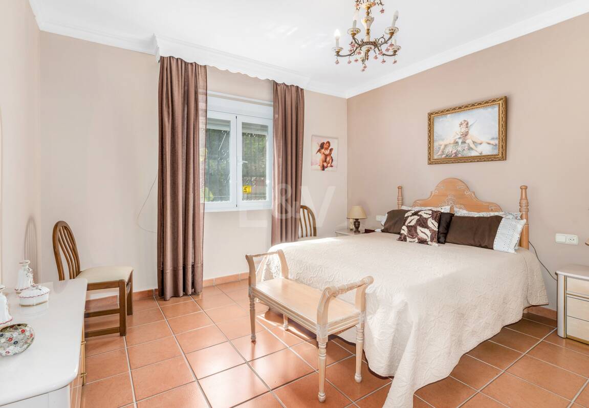 Villa à Marbella avec une vue imprenable sur la mer