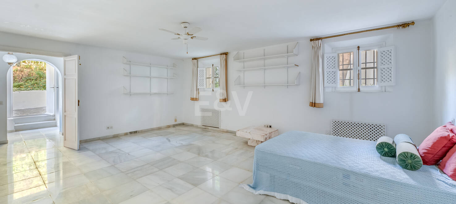 Charming Traditional Andalusian Home in Lomas Pueblo