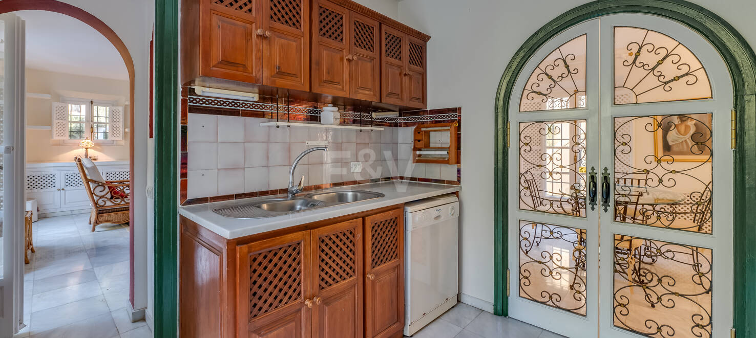 Charming Traditional Andalusian Home in Lomas Pueblo