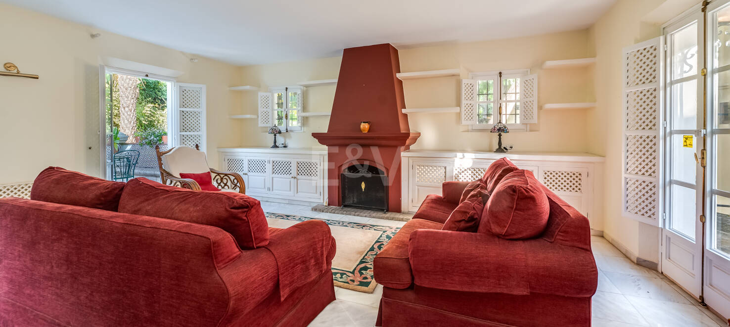 Charming Traditional Andalusian Home in Lomas Pueblo