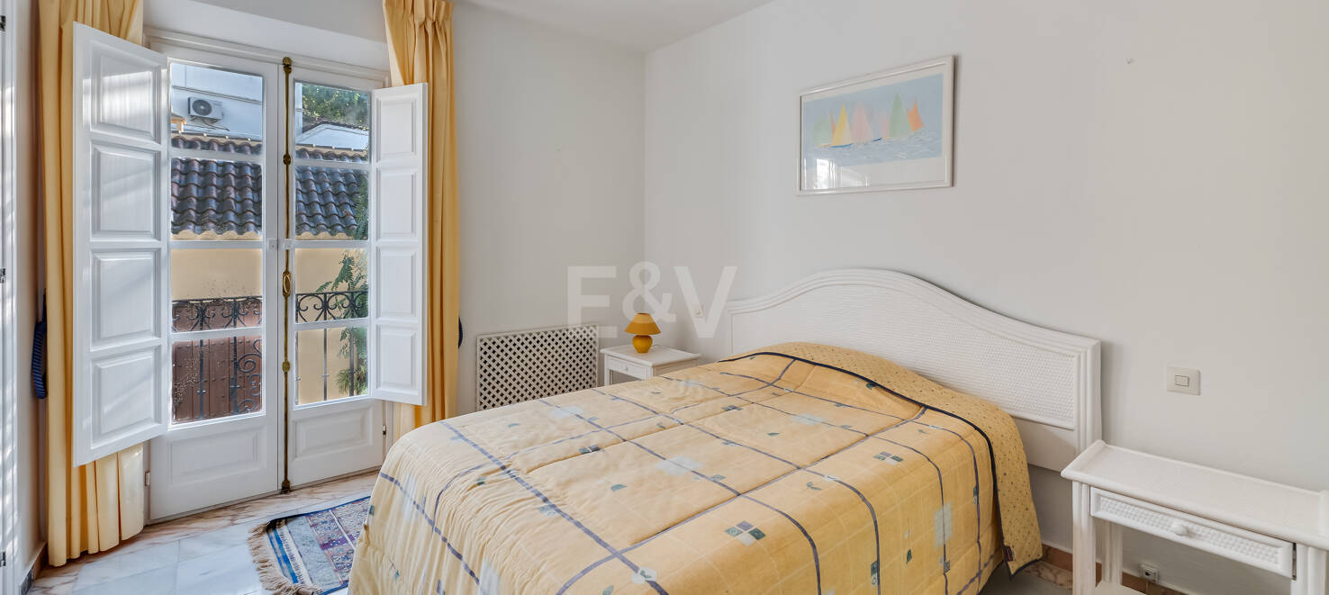 Charming Traditional Andalusian Home in Lomas Pueblo