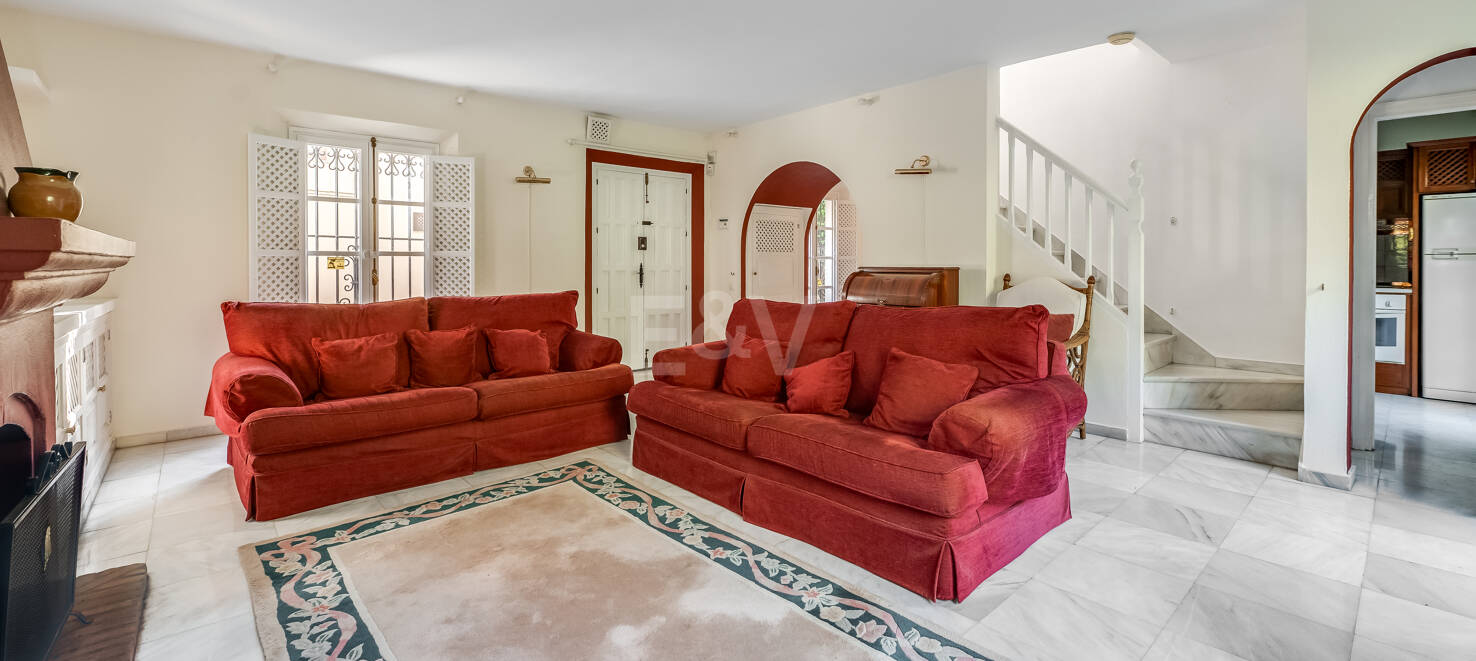 Charming Traditional Andalusian Home in Lomas Pueblo