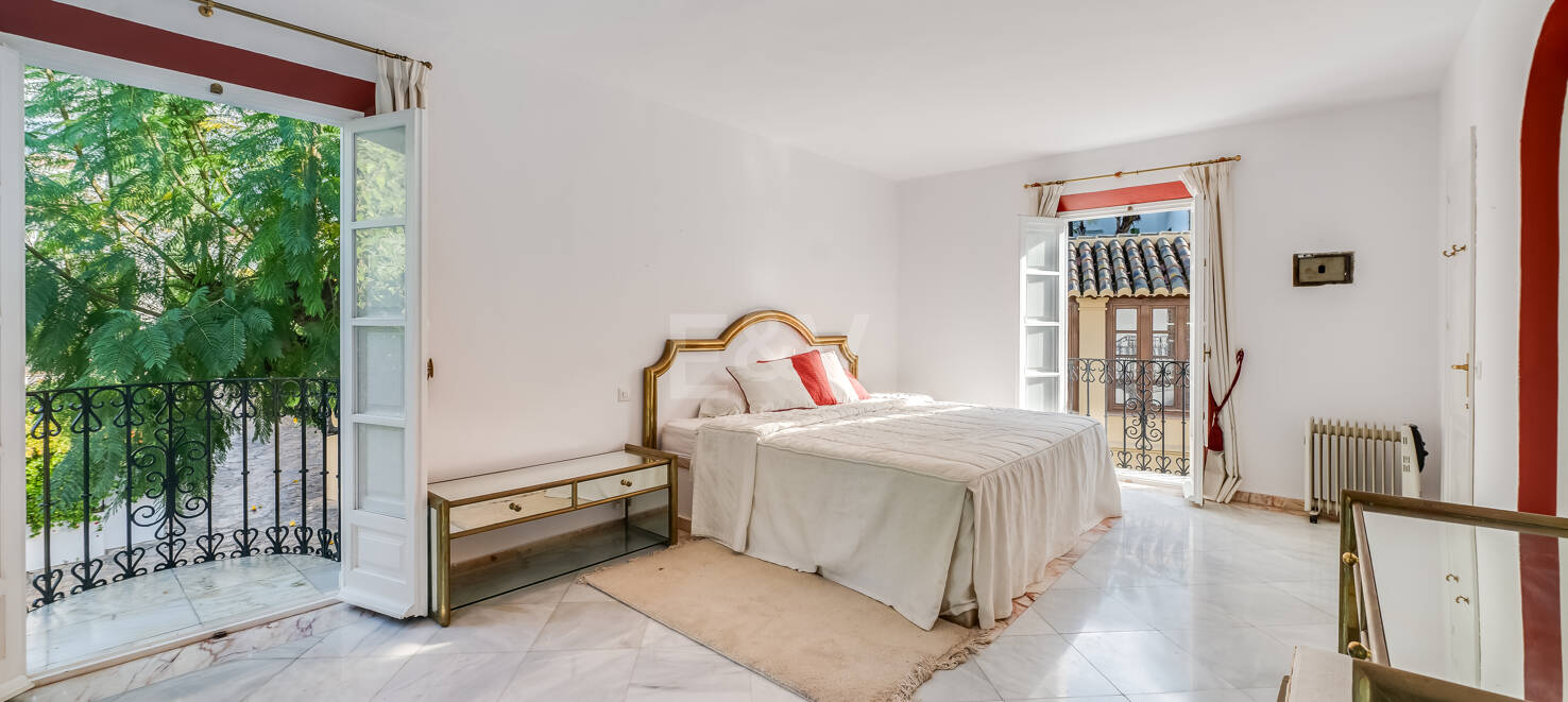 Charming Traditional Andalusian Home in Lomas Pueblo