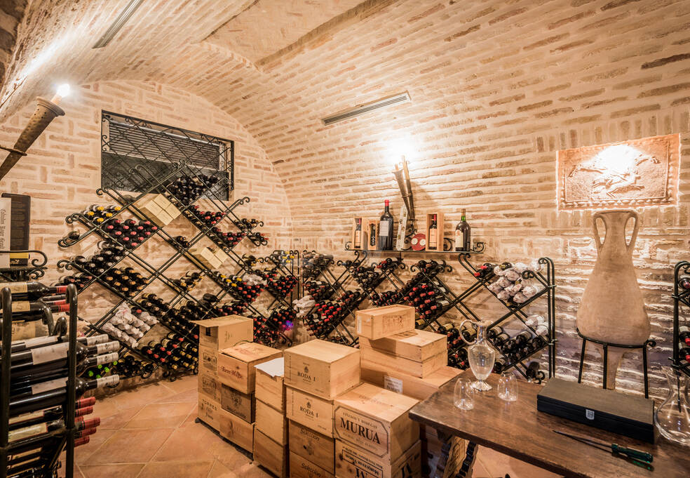 Klassiskt mästerverk i Sierra Blanca med fantastisk havsutsikt