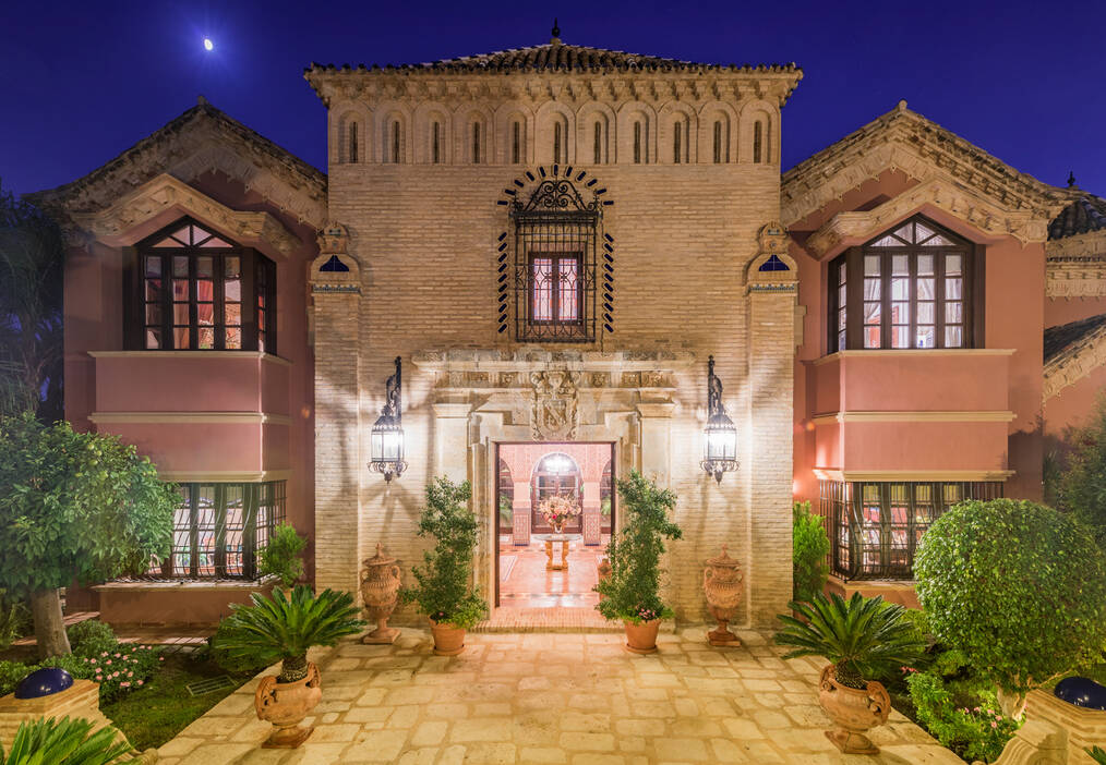 Klassiskt mästerverk i Sierra Blanca med fantastisk havsutsikt