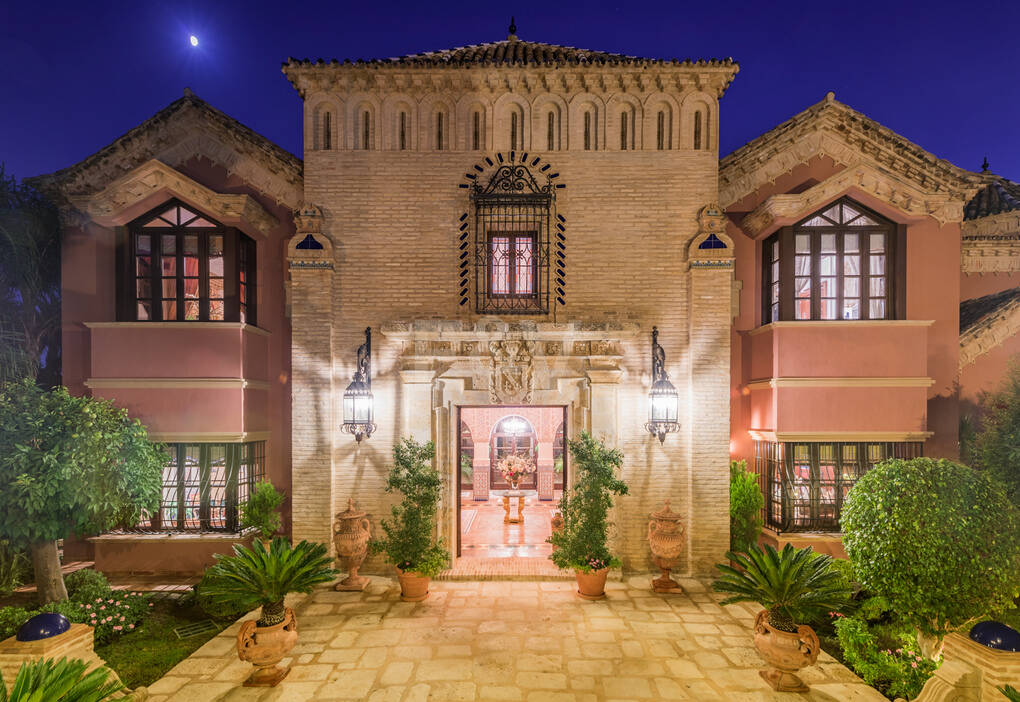 Klassiskt mästerverk i Sierra Blanca med fantastisk havsutsikt