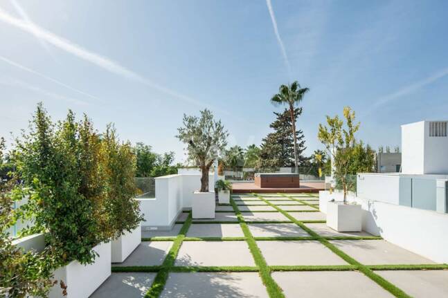 Luxurious and Eco-Friendly Contemporary Home in Casablanca, Marbella