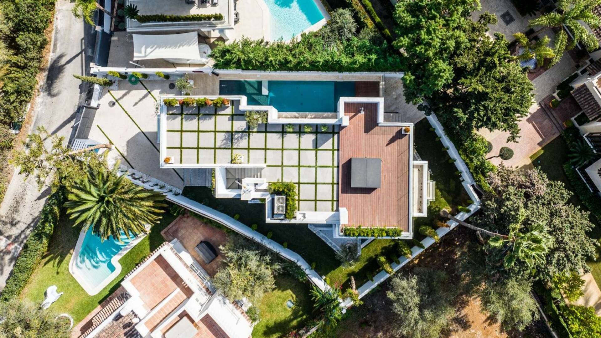 Luxurious and Eco-Friendly Contemporary Home in Casablanca, Marbella