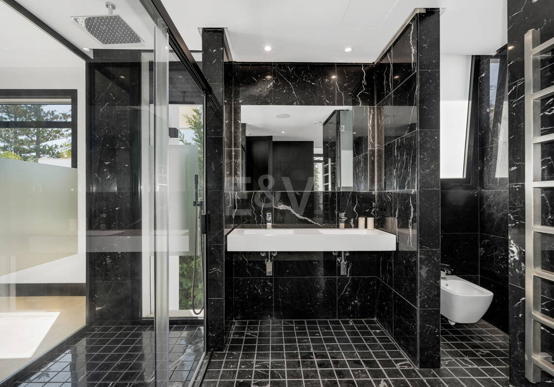 Luxurious and Eco-Friendly Contemporary Home in Casablanca, Marbella