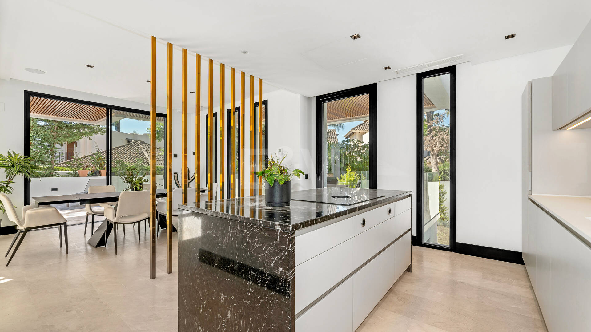 Luxurious and Eco-Friendly Contemporary Home in Casablanca, Marbella