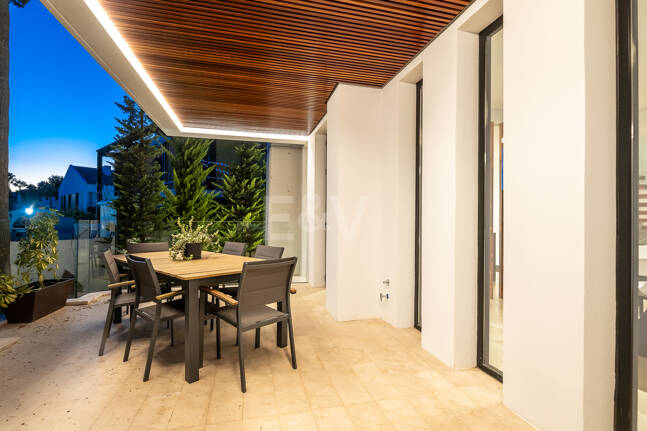 Luxurious and Eco-Friendly Contemporary Home in Casablanca, Marbella
