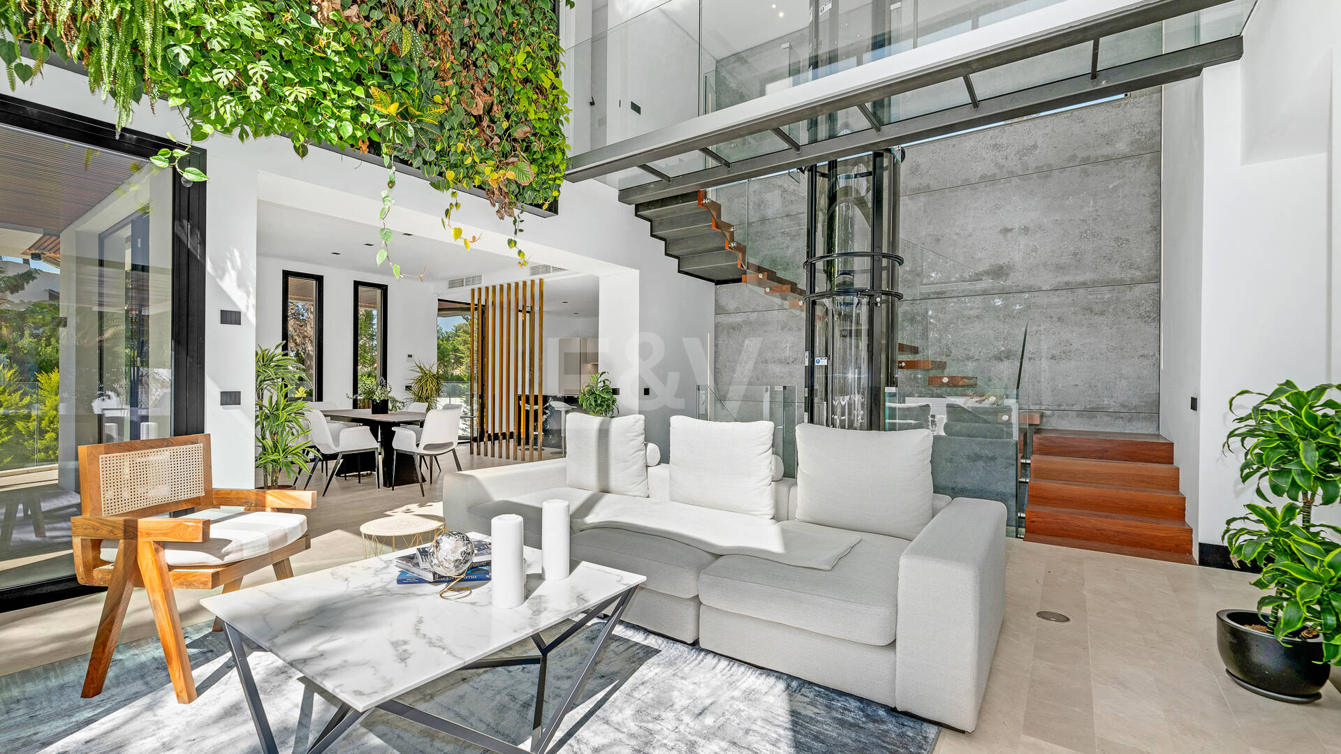 Luxurious and Eco-Friendly Contemporary Home in Casablanca, Marbella