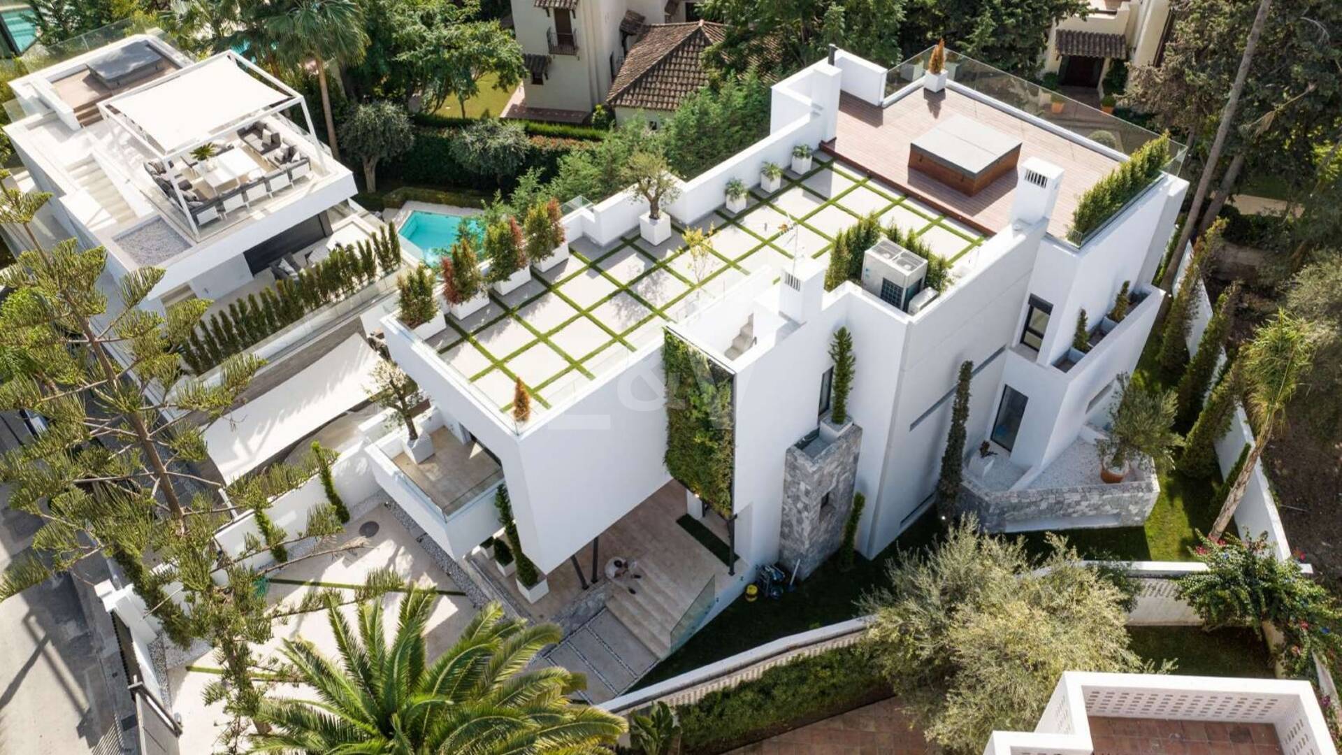 Luxurious and Eco-Friendly Contemporary Home in Casablanca, Marbella