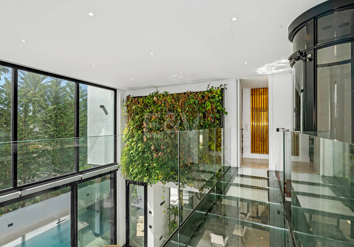 Luxurious and Eco-Friendly Contemporary Home in Casablanca, Marbella
