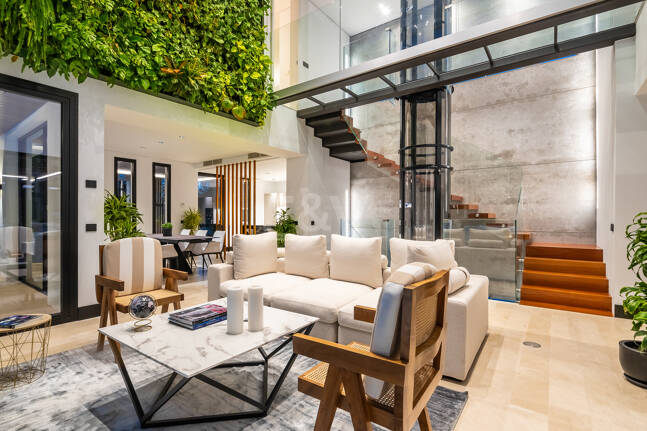 Luxurious and Eco-Friendly Contemporary Home in Casablanca, Marbella