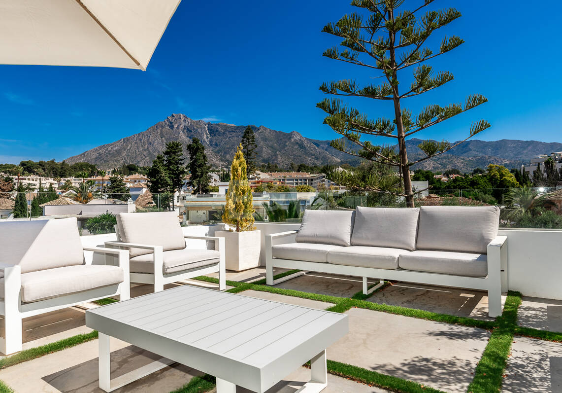 Luxurious and Eco-Friendly Contemporary Home in Casablanca, Marbella
